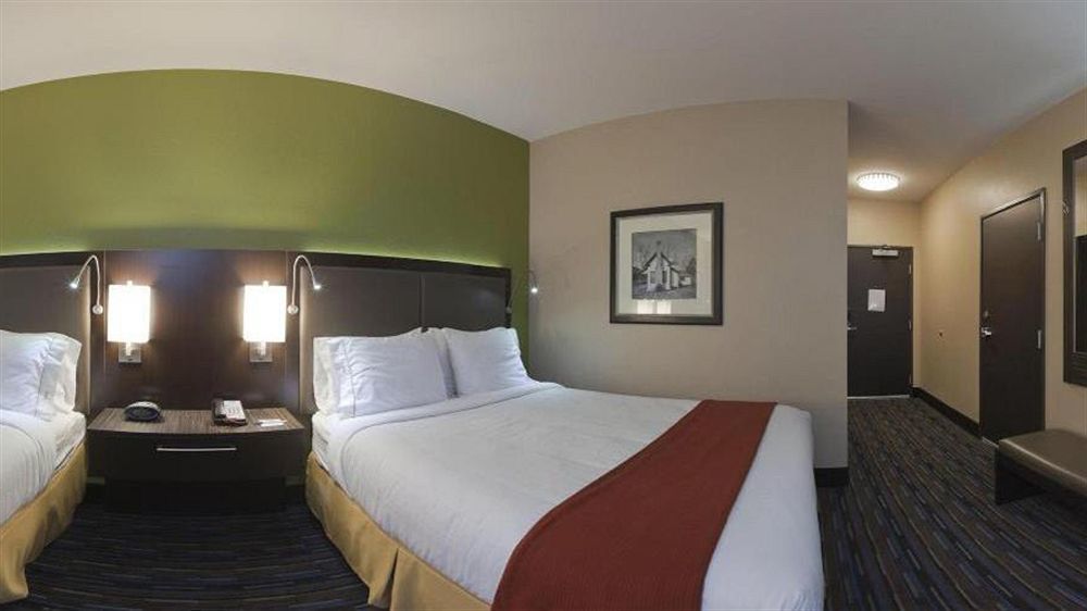 Holiday Inn Express Fulton By Ihg Exterior photo
